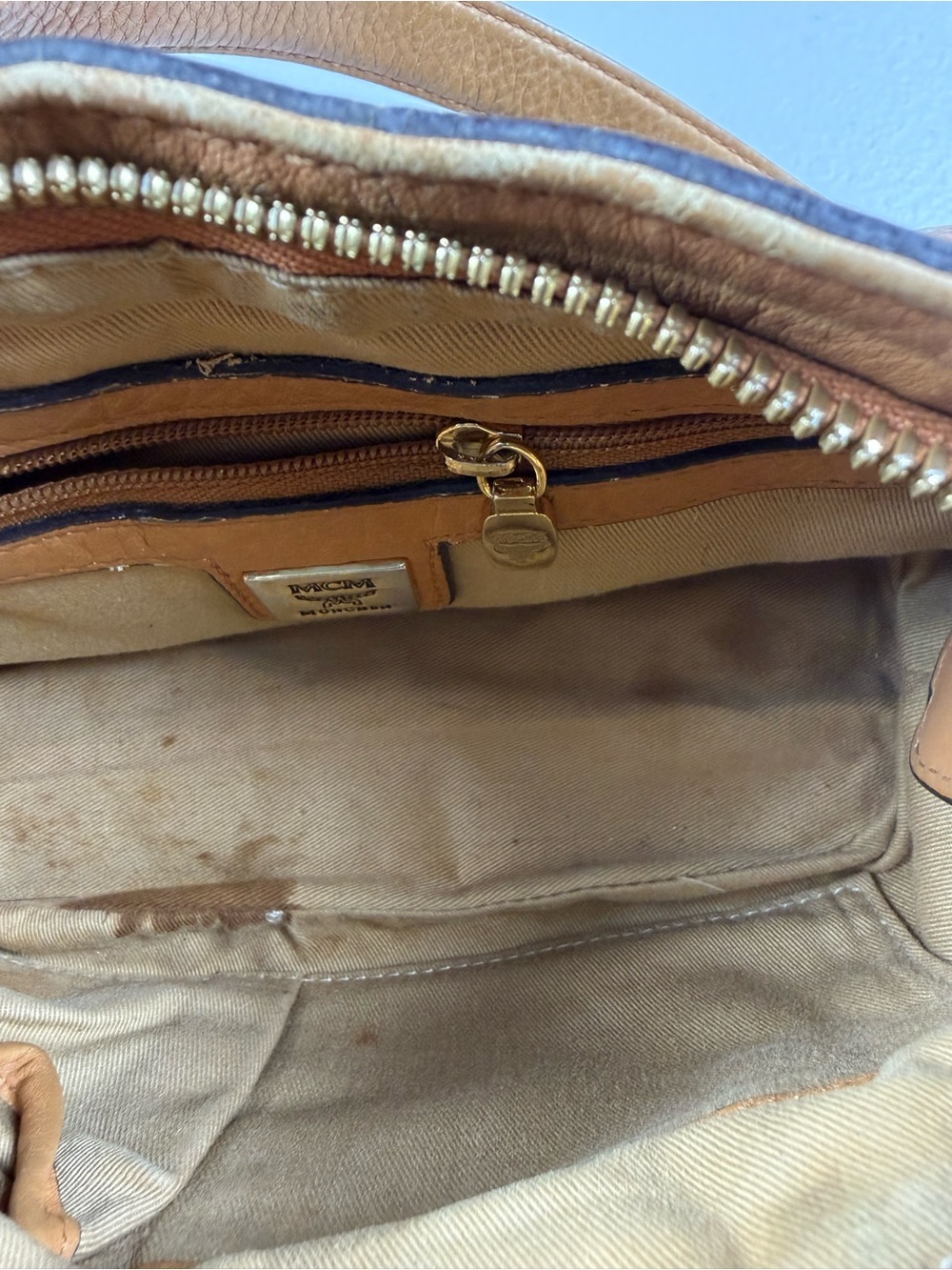MCM Visetos Coates Canvas Bag - Picture 9 of 11